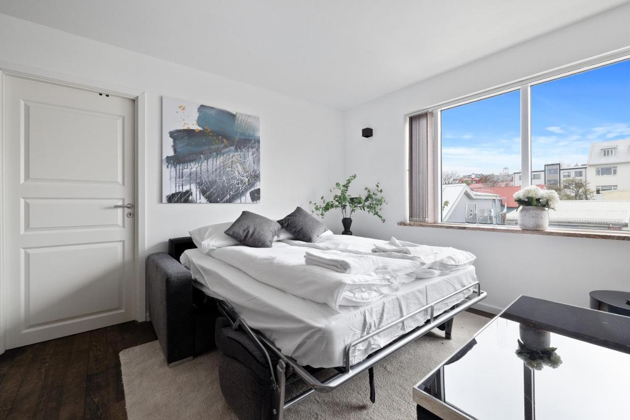 Down Town Rvk Shopping Street Living Apartment Reykjavik Exterior photo